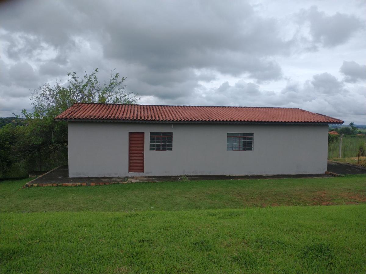  Casa de temporada Casa com Piscina e Sala de Jogos em  Araçoiaba da Serra/SP , Araçoiaba da Serra, Brasil . Reserve seu hotel  agora mesmo!